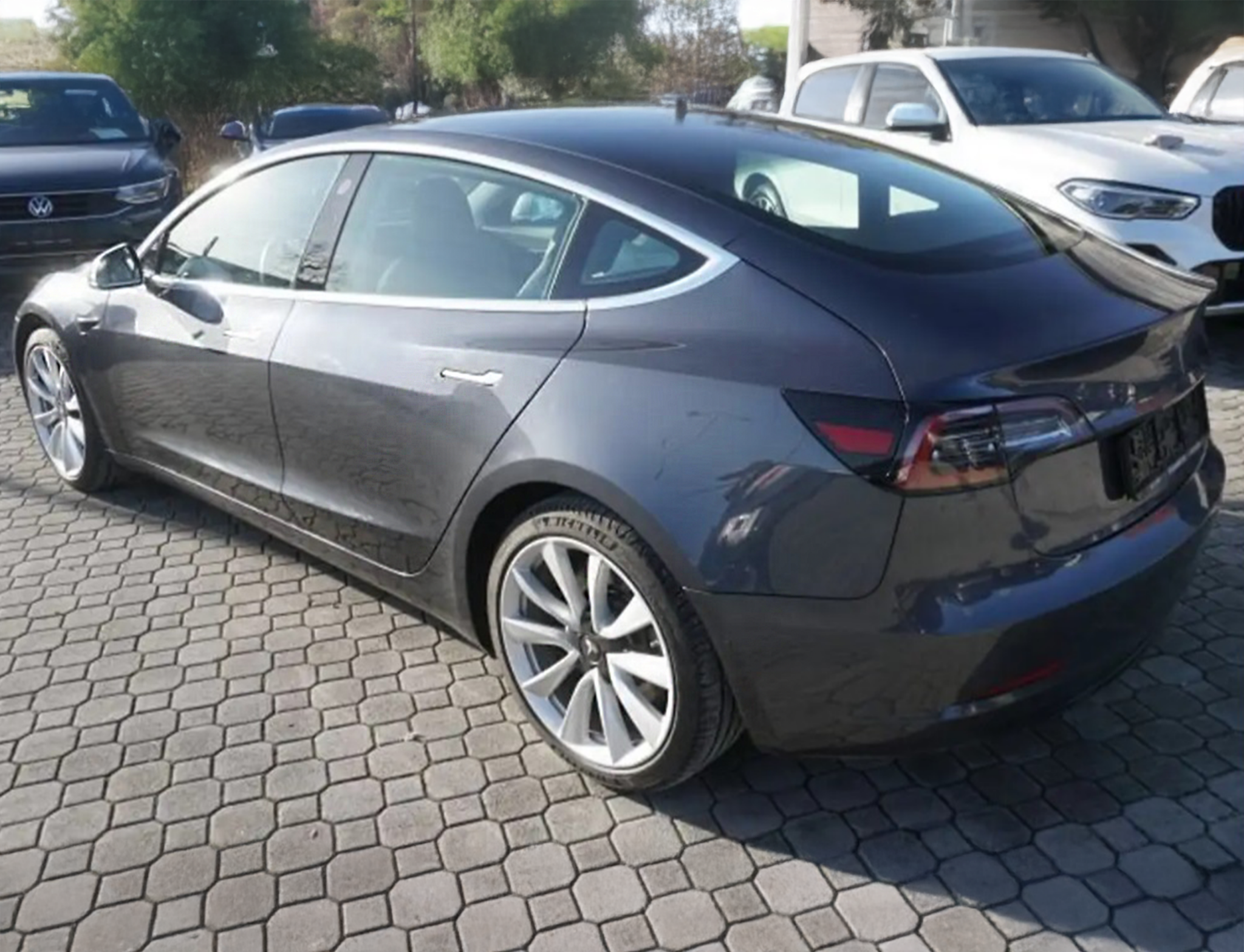 tesla2